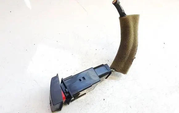 Toyota Avensis T220 Hazard light switch 153309