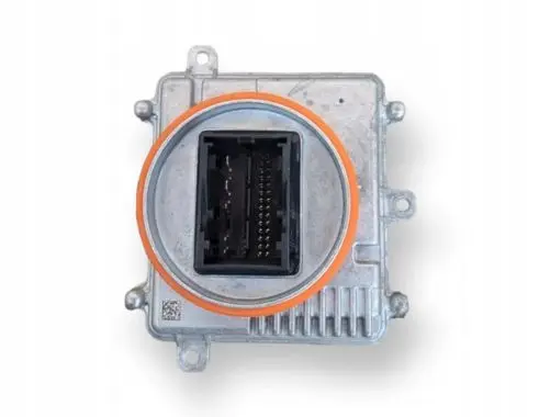 Volkswagen Golf VII Voltage converter/converter module 7P5941591AH