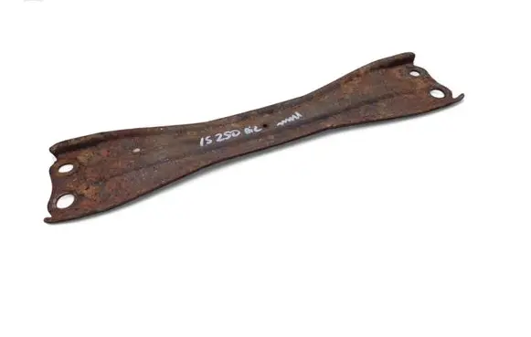 Lexus IS 220D-250-350 Gearbox mounting bracket 