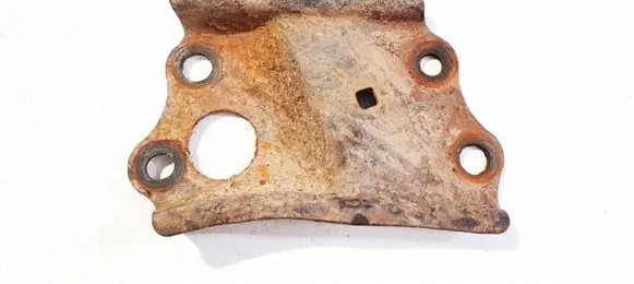 Toyota RAV 4 (XA30) Bracket in trunk/boot 