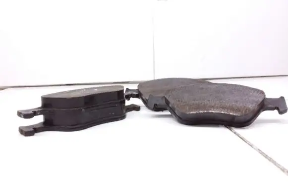 Ford Fusion Brake pads (front) 