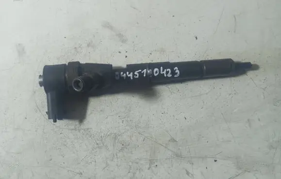 Opel Insignia A Fuel injector 0445110423
