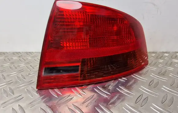 Audi A4 S4 B7 8E 8H Rear/tail lights 8E5945096