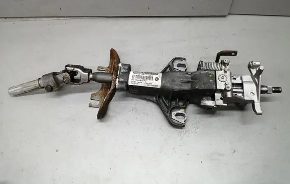 Chrysler 300M Steering wheel axle P04698325AE