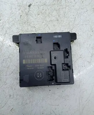 Mercedes-Benz CLS C219 Door control unit/module 2198200226