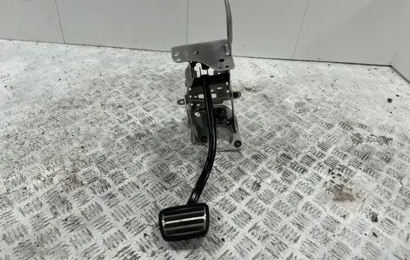 Chevrolet Corvette C8 Brake pedal 2461000000000X 255296519 84948298