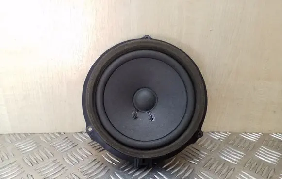 Ford Focus Front door speaker AA6T18808AA