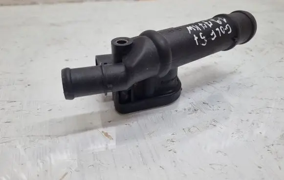 Volkswagen Golf Plus Engine coolant pipe/hose