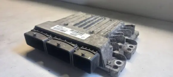 Renault Megane III Engine control unit/module S180067142A 237101454R 237100669R