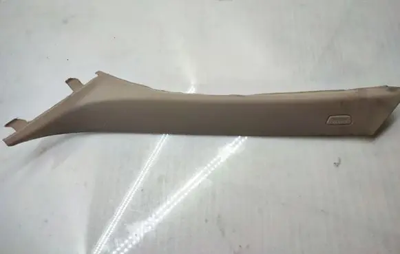 BMW 5 F10 F11 (A) pillar trim 9116347