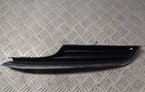 Volkswagen Golf VII Front bumper lower grill 110100 5G0853665A