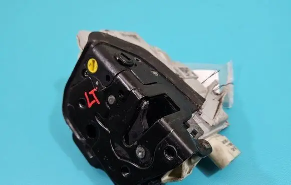 Audi A4 S4 B7 8E 8H Rear door lock 8E0839015AA IMPRK1461933