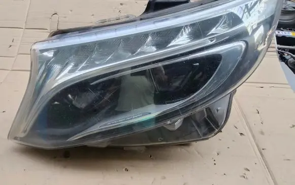 Mercedes-Benz Vito Viano W447 Headlight/headlamp A4479069800