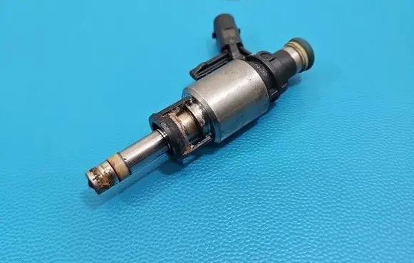 Audi A4 S4 B9 8W Fuel injector 0261500244 IMPRK1553045