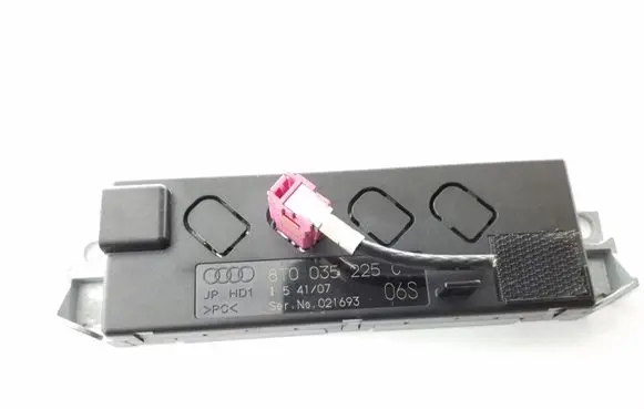 Audi A5 8T 8F Antenna control unit 8T0035225C