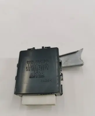 Toyota Yaris Door central lock control unit/module 8598052031 0515003570
