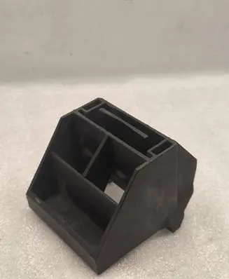 BMW 5 E60 E61 Radiator mount bracket 7542517 PA66GF30 10808612