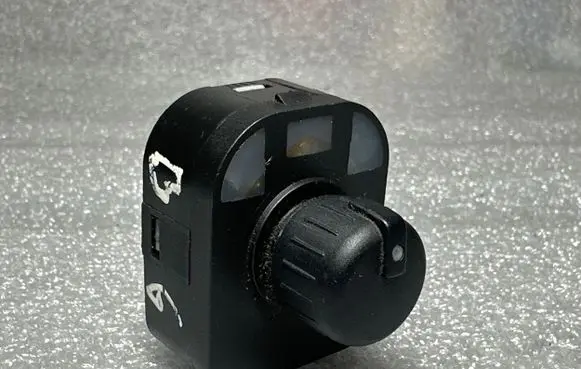 Audi A4 S4 B6 8E 8H Wing mirror switch 8E0959565