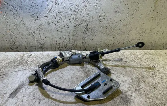 Gear shift cable linkage
