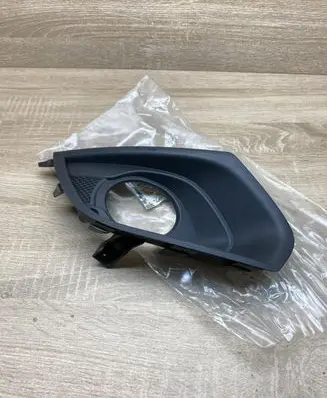 Opel Corsa E Front fog light trim/grill 13450673 13450670 LEFTSIDE