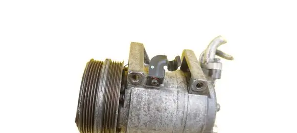 Ford Kuga I Air conditioning (A/C) compressor (pump) P31308257