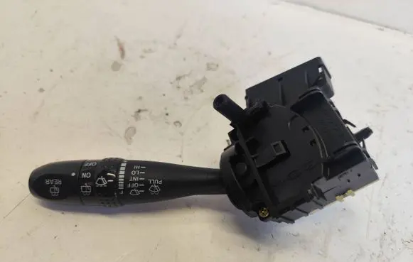 Hyundai Getz Wiper control stalk 32933A