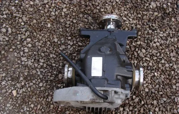 BMW X5 E53 Rear differential 7510659 8902032520 E2445N373