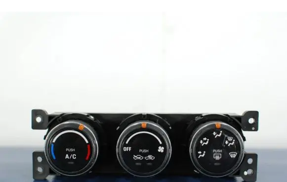 Suzuki Liana Climate control unit 39510-59J30