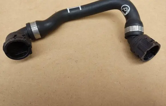 BMW X3 G01 Engine coolant pipe/hose 17127535570 7535570