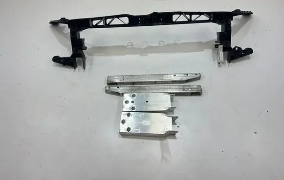 Mercedes-Benz B W247 Front piece kit 