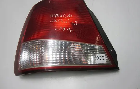 Hyundai Accent Rear/tail lights