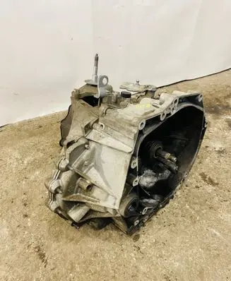 Peugeot 308cc Manual 5 speed gearbox 20EA04 6388136