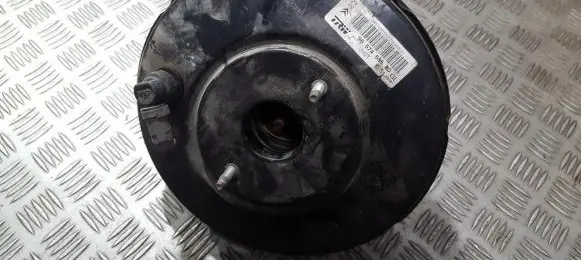 Peugeot 207 Brake booster 9657455580