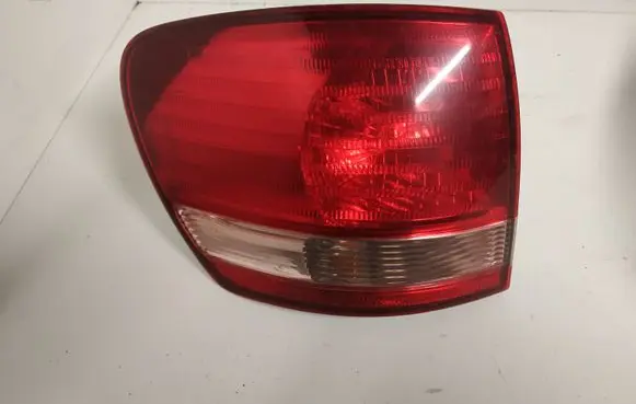 Toyota Avensis Verso Rear/tail lights