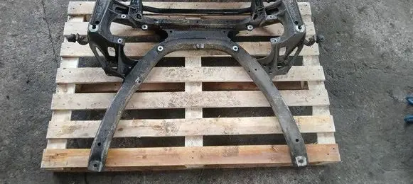 BMW 5 E60 E61 Front subframe E6061T63 440171870