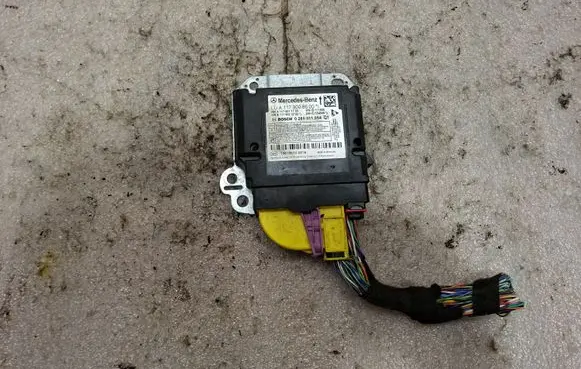 Mercedes-Benz A W176 Airbag control unit/module A1179011700