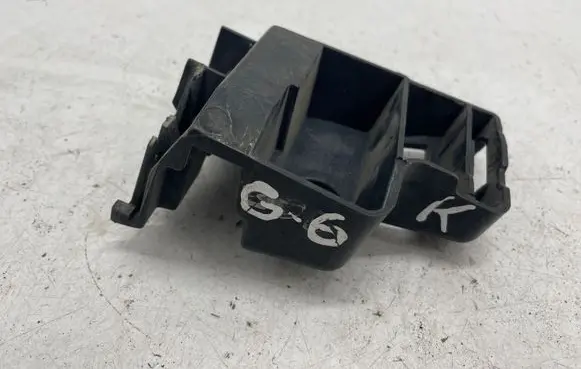 Volkswagen Golf VI Rear bumper mounting bracket 5K6807393A