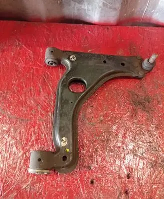 Opel Zafira B Front lower control arm/wishbone