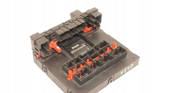 Volkswagen Golf V Other control units/modules 3C0937049K