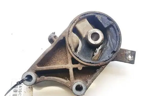 Opel Signum Engine mount bracket 21031128