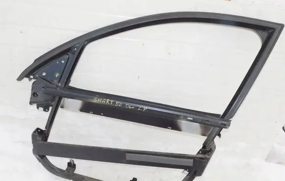 Smart ForFour I Front door window/glass frame 