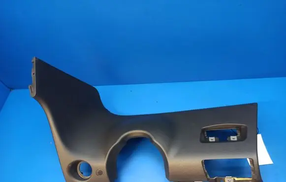 Dashboard lower bottom trim panel