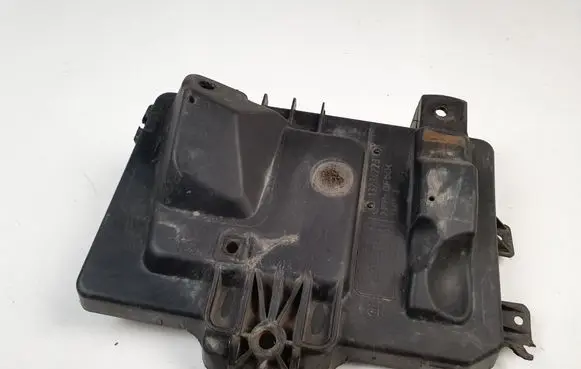 Opel Zafira B Battery tray 13234223