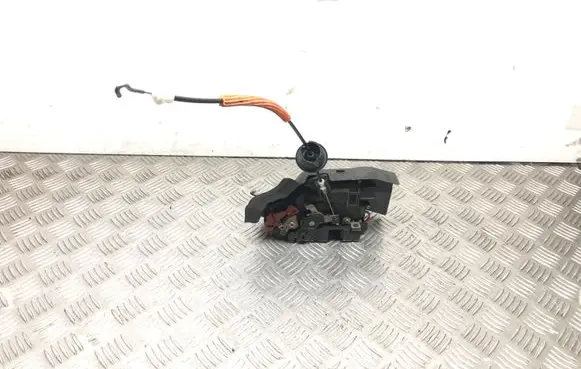 Audi A4 S4 B6 8E 8H Rear door lock 8E0839349