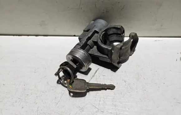 Mazda 323 Ignition lock YUHSHINSL10 SL10