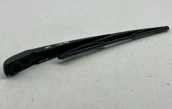 Chrysler Pacifica Rear wiper blade 