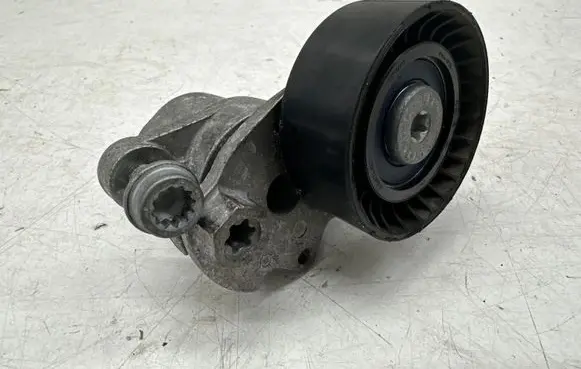 Volkswagen T-Cross Generator/alternator belt tensioner 04E145299L