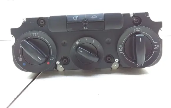Volkswagen Touran I Climate control unit