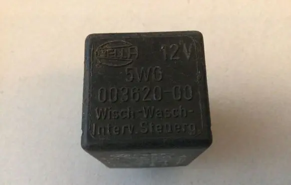 Volkswagen Golf II Other relay 321955531A