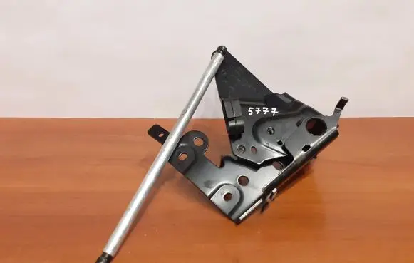 Audi A7 S7 4G Tailgate/trunk/boot hinge 4G8827858S 5777